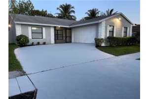 5726 Ithaca Cir W, Lake Worth, FL 33463, Sold 05/22/22