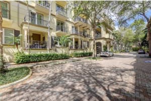 2617 NE 14th Ave APT 105, Oakland Park, FL 33334, Sold 05/19/22