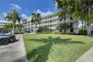 2741 Village Blvd APT 303, West Palm Beach, FL 33409, Sold 05/13/22
