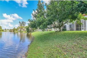 513 NW 46th Ave, Deerfield Beach, FL 33442, Sold 04/20/22