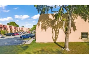 2 Spinning Wheel Ln #2, Tamarac, FL 33319, Sold 05/18/22