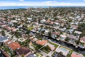 2510 NE 48th St, Lighthouse Point, FL 33064, Sold 03/23/22