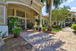 5840 W Sample Rd APT 205, Coral Springs, FL 33067, Sold 10/07/22