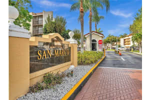 8810 Fontainebleau Blvd APT 305, Miami, FL 33172, Sold 05/26/22