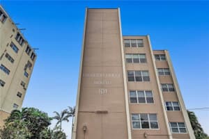 101 N Birch Rd APT 303, Fort Lauderdale, FL 33304, Sold 05/06/22