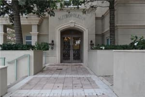 403 S Sapodilla Ave APT 202, West Palm Beach, FL 33401, Sold 04/22/22