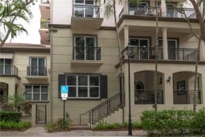 2633 NE 14th Ave APT 107, Oakland Park, FL 33334, Sold 07/25/22