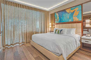 551 N Fort Lauderdale Beach Blvd R1812, Fort Lauderdale, FL 33304, Sold 06/10/22