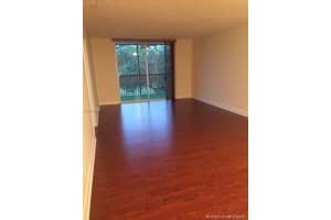 3001 W Rolling Hills Cir APT 309, Davie, FL 33328, Sold 06/13/22