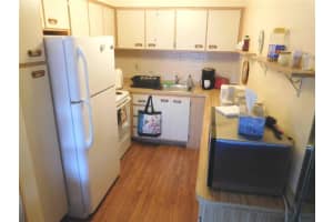 815 SW 10th Terrace APT 23V, Hallandale Beach, FL 33009, Sold 07/01/22