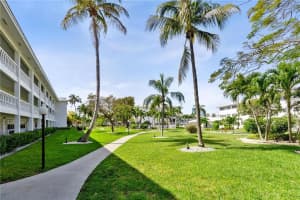 2455 NE 51st St e 210, Fort Lauderdale, FL 33308, Sold 05/13/22