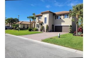 4949 Manchia Dr, Lake Worth Beach, FL 33463, Sold 05/31/22