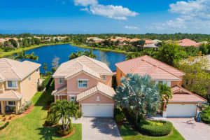 7655 SE Heritage Blvd, Hobe Sound, FL 33455, Sold 07/06/22