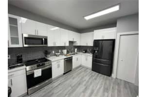 8421 NW 140th St APT 3505, Miami Lakes, FL 33016, Sold 07/09/23