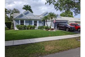 10185 Grove Ln, Cooper City, FL 33328, Sold 06/30/22