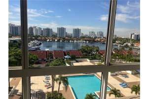 3640 Yacht Club Dr APT 806, Aventura, FL 33180, Sold 06/03/22