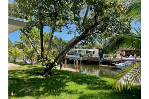 2222 SE 11th St, Pompano Beach, FL 33062, Sold 05/24/22