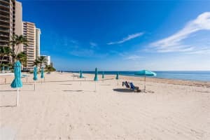 3750 Galt Ocean Dr APT 411, Fort Lauderdale, FL 33308, Sold 05/16/22