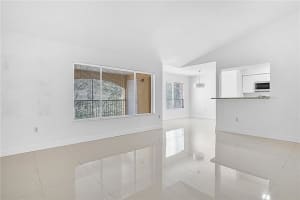 2425 NW 33rd St APT 1314, Oakland Park, FL 33309, Sold 05/13/22