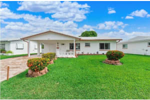 8307 NW 57th Pl, Tamarac, FL 33321, Sold 06/07/22