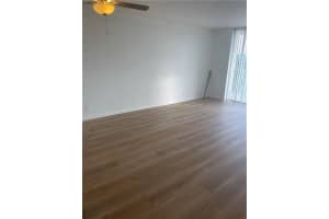 480 Executive Center Dr #5m, West Palm Beach, FL 33401, Sold 05/13/22