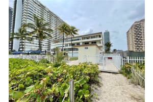1936 S Ocean Dr #2c, Hallandale Beach, FL 33009, Sold 05/04/22