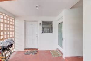 25 SE 13th St APT A6, Boca Raton, FL 33432, Sold 07/01/22