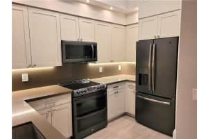 2421 NE 65th St APT 101, Fort Lauderdale, FL 33308, Sold 04/28/22