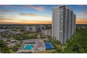 14951 Royal Oaks Ln APT 608, North Miami, FL 33181, Sold 05/19/22