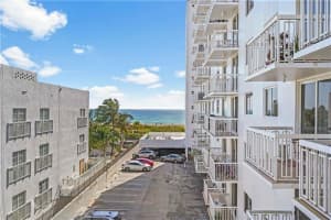 401 Ocean Dr APT 426, Miami Beach, FL 33139, Sold 05/18/22