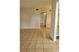 3065 N Oakland Forest Dr APT 102, Oakland Park, FL 33309, Sold 05/20/22