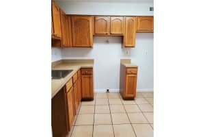 3065 N Oakland Forest Dr APT 102, Oakland Park, FL 33309, Sold 05/20/22