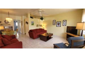 800 SW 10th Terrace #5t, Hallandale Beach, FL 33009, Sold 05/16/22