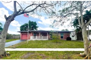 6802 NW 78th St, Tamarac, FL 33321, Sold 05/16/22