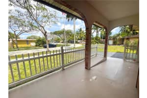 6802 NW 78th St, Tamarac, FL 33321, Sold 05/16/22