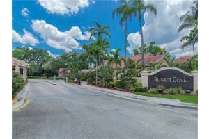 10081 NW 3 St, Plantation, FL 33324, Sold 05/06/22