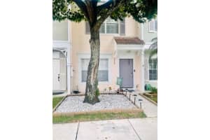 5526 Parade Pl #5526, Margate, FL 33063, Sold 04/29/22