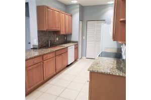 3549 Forest Hill Blvd APT 27, West Palm Beach, FL 33406, Sold 07/22/22