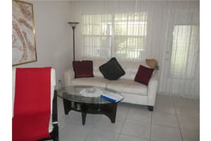 541 Blue Heron Dr APT 112, Hallandale Beach, FL 33009, Sold 05/11/22