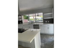 5541 NE 33rd Ave, Fort Lauderdale, FL 33308, Sold 05/25/22