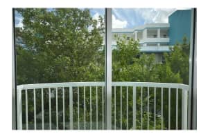 9172 Collins Ave APT 414, Surfside, FL 33154, Sold 07/06/22