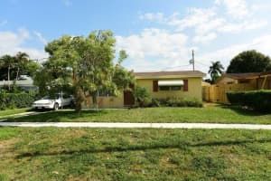 772 Gardenia Dr, Royal Palm Beach, FL 33411, Sold 06/13/22