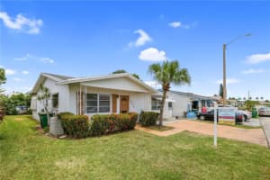 4939 NW 55th St, Tamarac, FL 33319, Sold 05/25/22