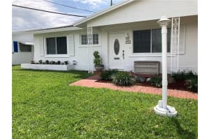 2702 NW 52nd Pl, Fort Lauderdale, FL 33309, Sold 05/16/22