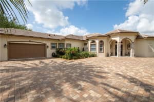 2253 Phoenix Ave, Davie, FL 33324, Sold 05/31/22