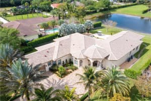 2253 Phoenix Ave, Davie, FL 33324, Sold 05/31/22