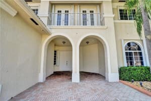 6893 SW 194th Ave, Fort Lauderdale, FL 33332, Sold 06/01/22