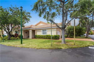 1505 S Trafalgar Cir, Hollywood, FL 33020, Sold 05/25/22