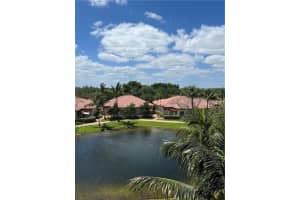 16135 Emerald Estates Dr APT 470, Weston, FL 33331, Sold 06/10/22