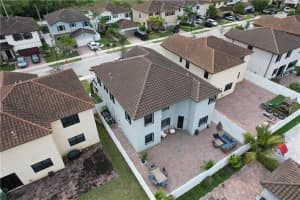 3521 W 92nd Pl, Hialeah, FL 33018, Sold 07/07/22